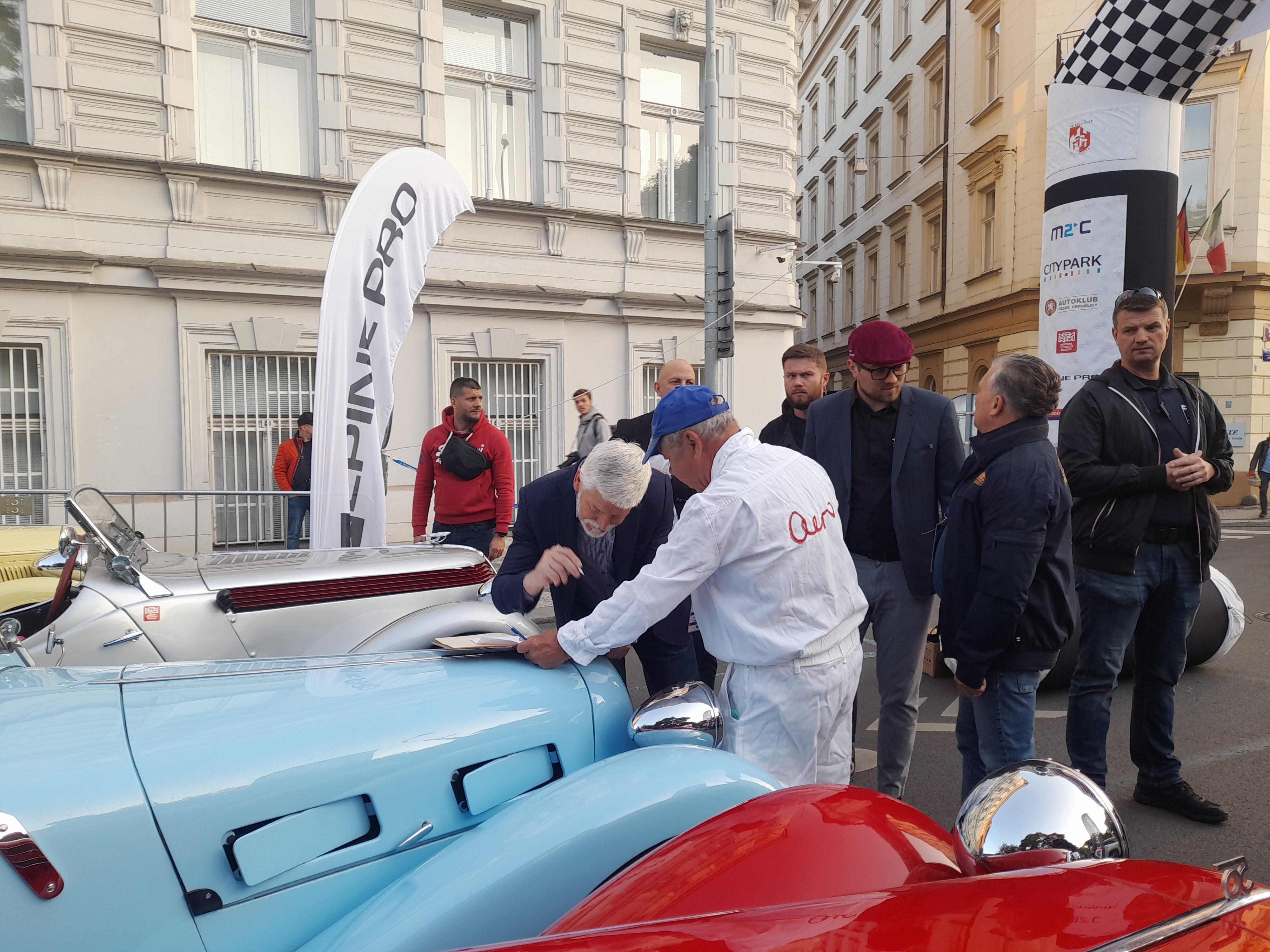 Kliknutím zavřete okno